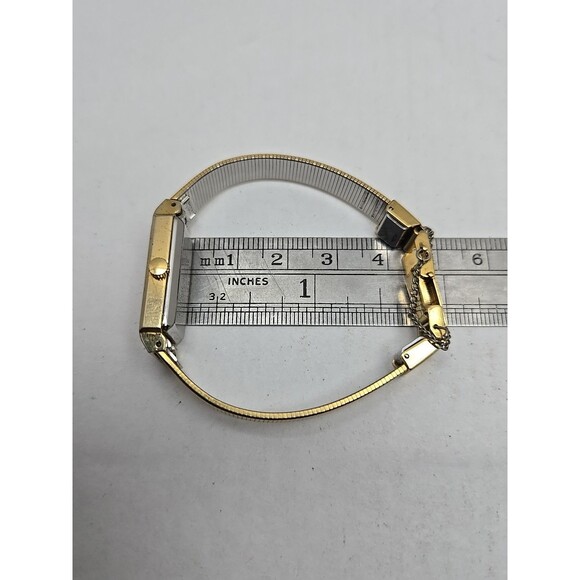 Vintage Pulsar by Seiko Tank Watch Womens Gold Tone Diamond New Battery Sz Small - Picture 11 of 12